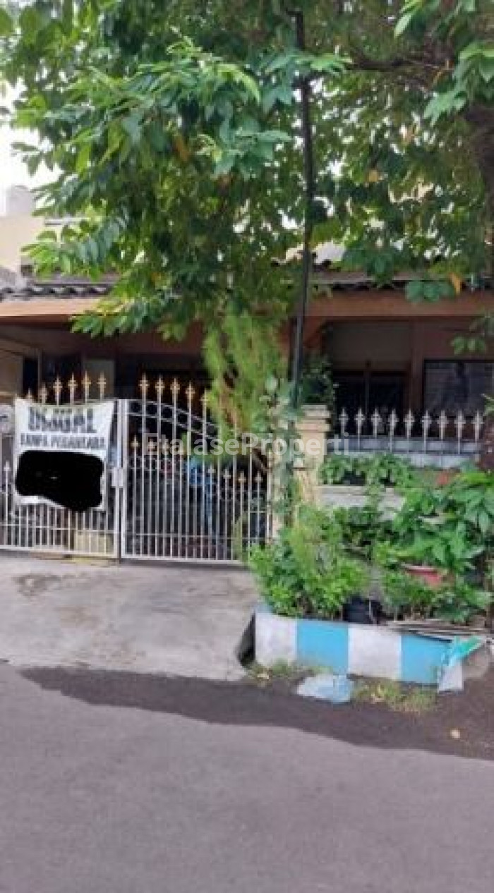Foto properti Dijual Rumah Siap Huni Taman Indah 1