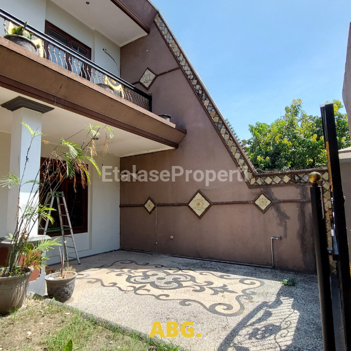 Foto properti JUAL CEPAT RUMAH MEWAH SIAP HUNI GAYUNGSARI 3