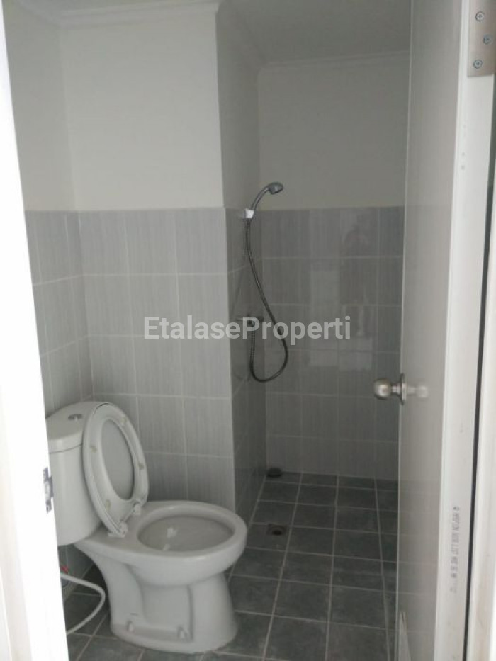 Foto properti Jual Cepat ! Apartement Puncak Darmahusada ( BELUM PERNAH DIPAKAI ) 5