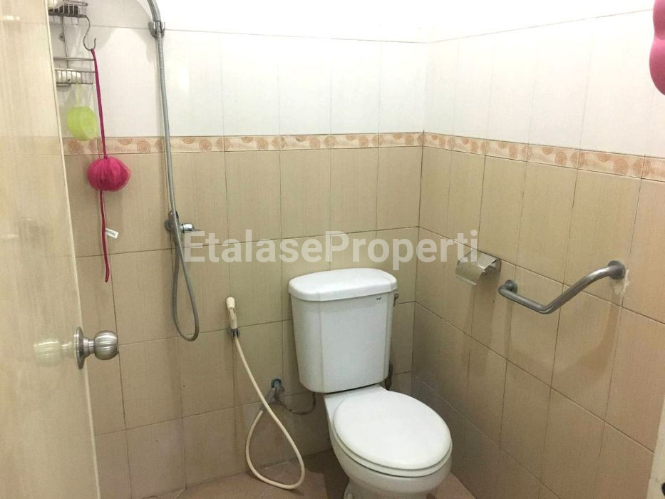 Foto properti RUMAH SIAP HUNI HITUNG TANAH HANYA 8,4jt/M2 DI PERMATA SAFIRA, SURABAYA BARAT 6