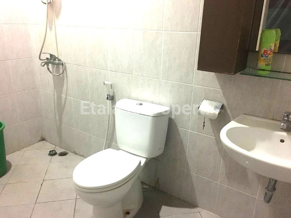 Foto properti RUMAH SIAP HUNI HITUNG TANAH HANYA 8,4jt/M2 DI PERMATA SAFIRA, SURABAYA BARAT 8