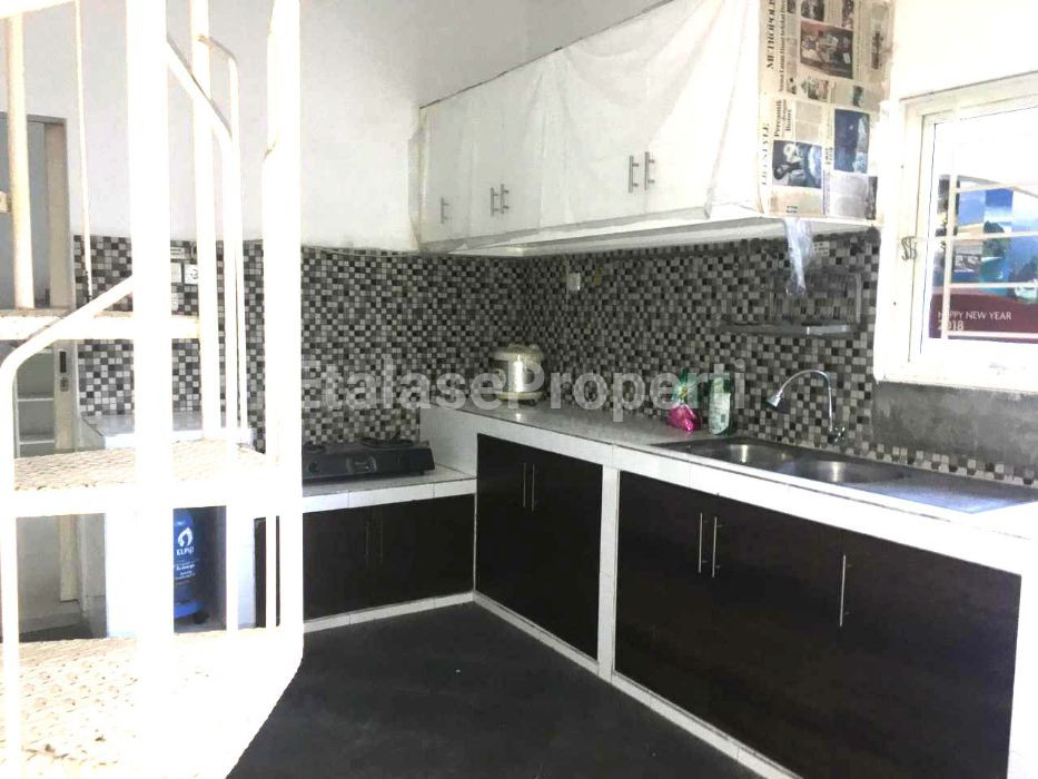 Foto properti RUMAH SIAP HUNI HITUNG TANAH HANYA 8,4jt/M2 DI PERMATA SAFIRA, SURABAYA BARAT 9