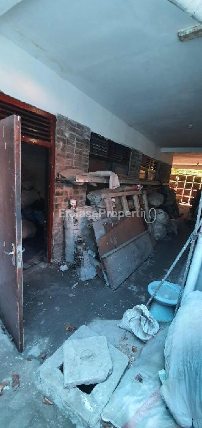 Foto properti Dijual Murah Rumah Di Tengah Kota 2