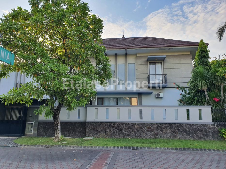 Foto properti Rumah Modern Minimalis Lengkap Ada POOL Strategis Di Perumahan Chofa (kawasan DST) Surabaya Barat 2