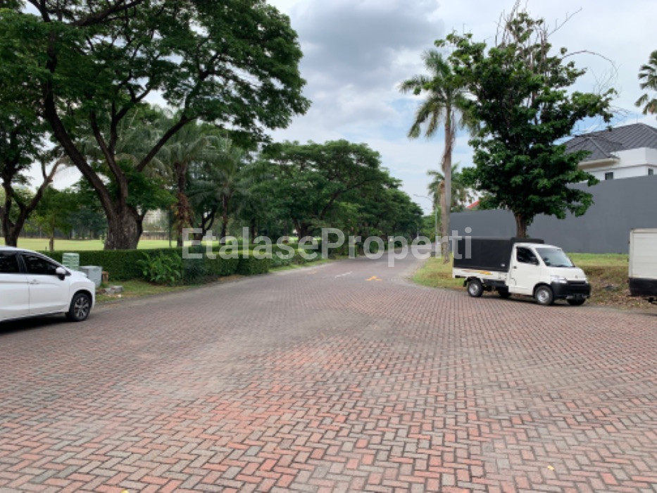 Foto properti Langka! Graha Family Blok G Hitung Tanah 4