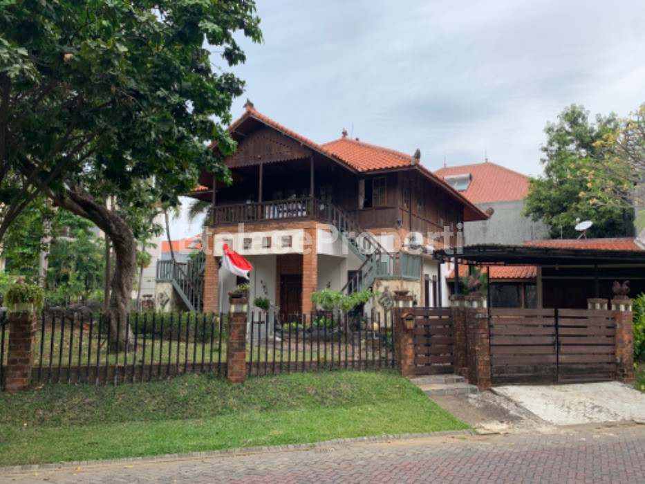 Foto properti Langka! Graha Family Blok G Hitung Tanah 1