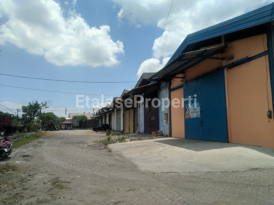 Foto properti Gudang Siap Pakai Strategis Area Pergudangan Margomulyo Permai Surabaya Barat 3