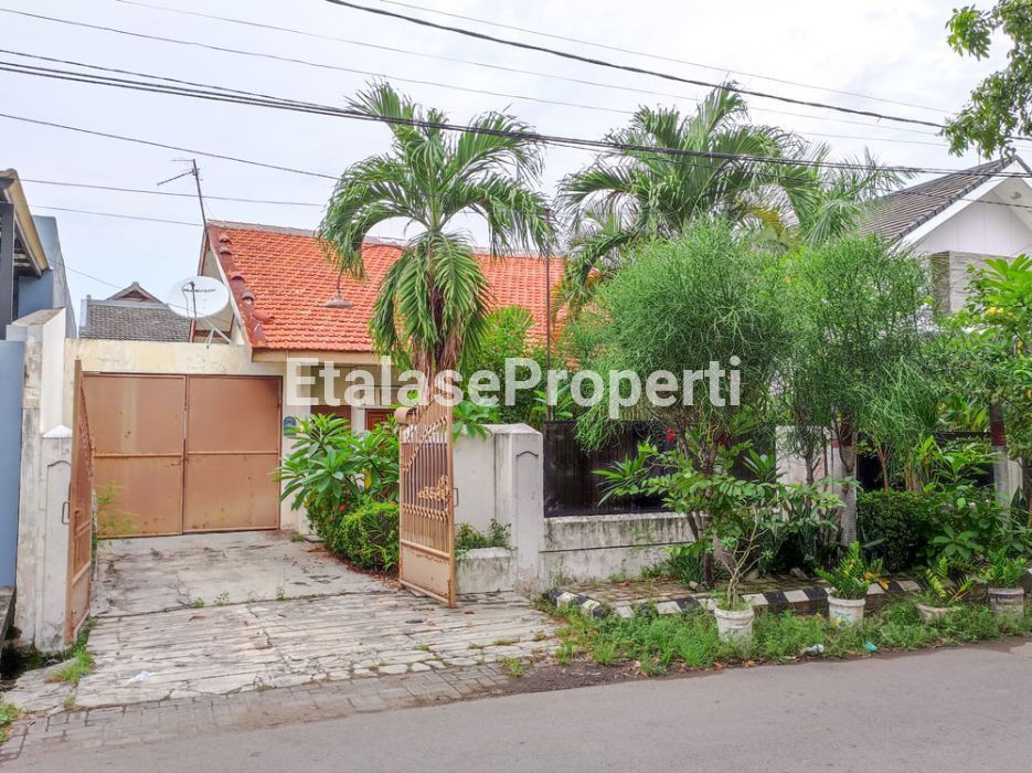 Foto properti *Dijual Rumah Rungkut Asri Barat Hitung Tanah* 3