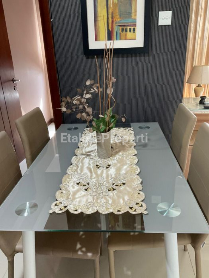 Foto properti Sewa Apartemen Water Place Unit Bagus Mewah Siap Pakai Dkt Pakuwon Mall 2