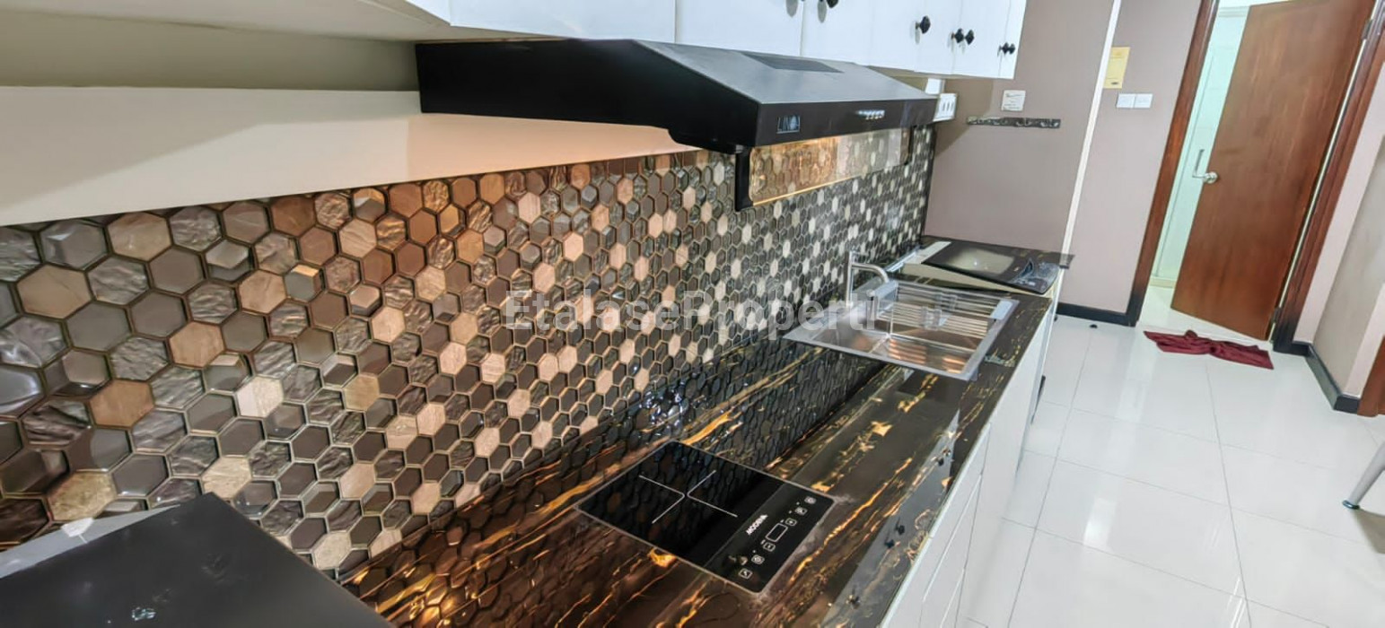 Foto properti Sewa Apartemen Water Place Unit Bagus Mewah Siap Pakai Dkt Pakuwon Mall 8