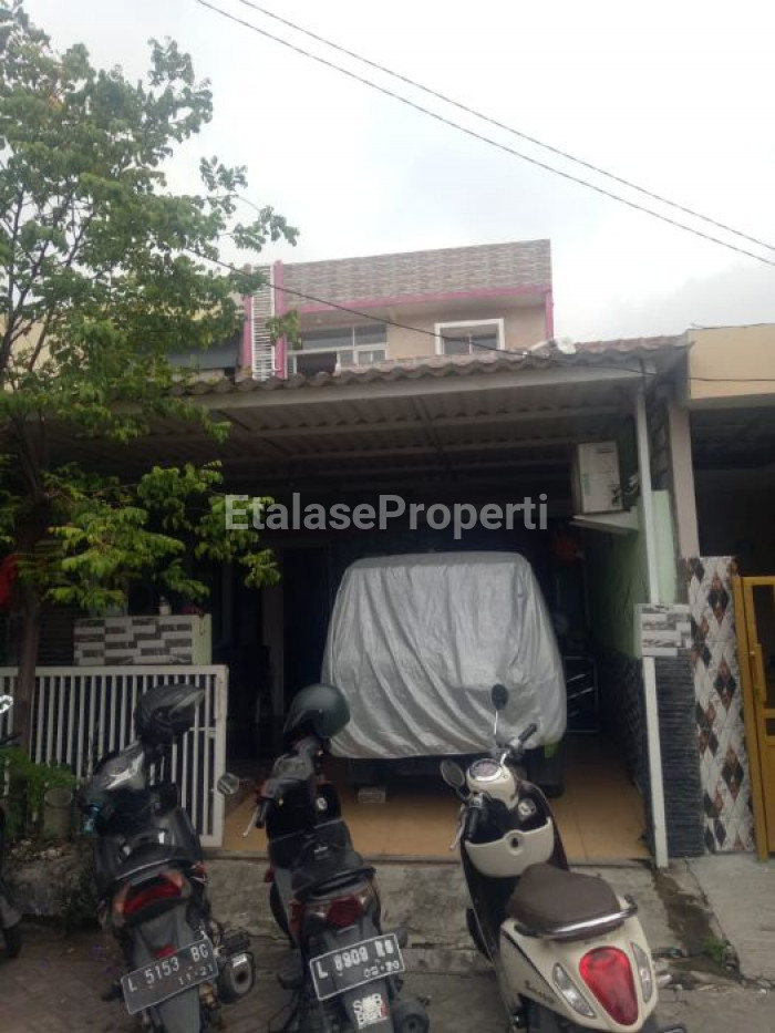 Foto properti Dijual Rumah 2 Lantai Palm Oasis Sememi Sby Barat 1
