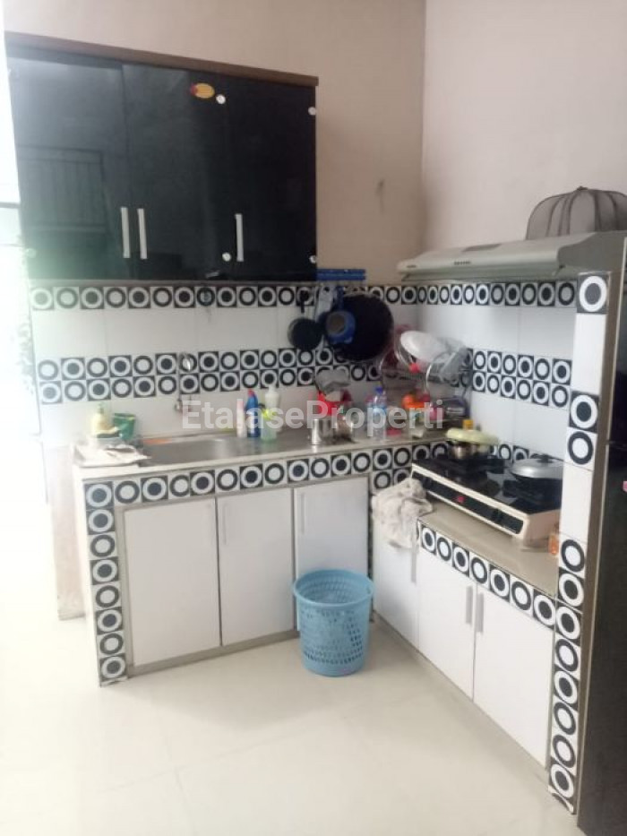 Foto properti Dijual Rumah 2 Lantai Palm Oasis Sememi Sby Barat 5