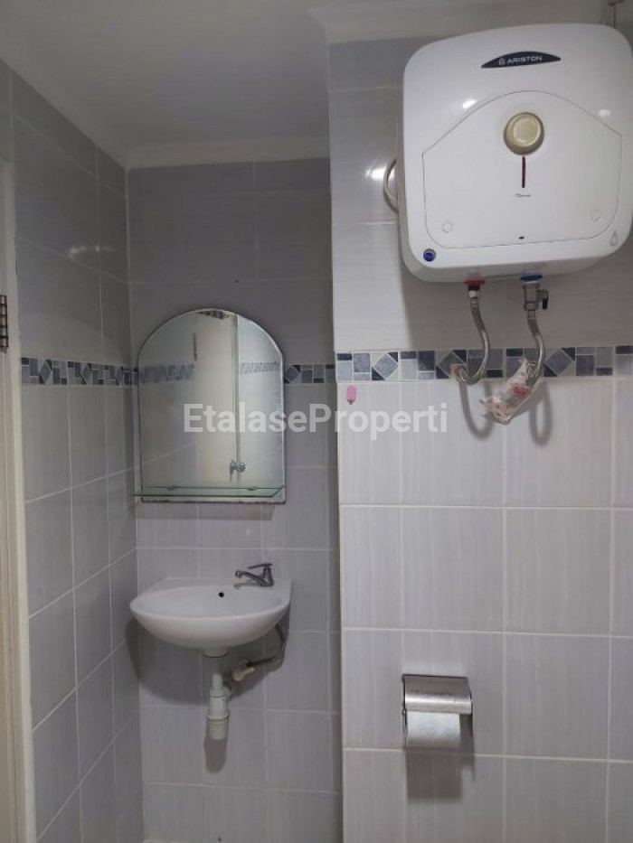 Foto properti Sewa Apartemen Puncak Dharmahusada Unit Bagus Bersih Nyaman Siap Pakai 2