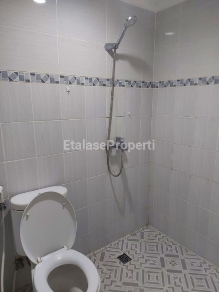 Foto properti Sewa Apartemen Puncak Dharmahusada Unit Bagus Bersih Nyaman Siap Pakai 3
