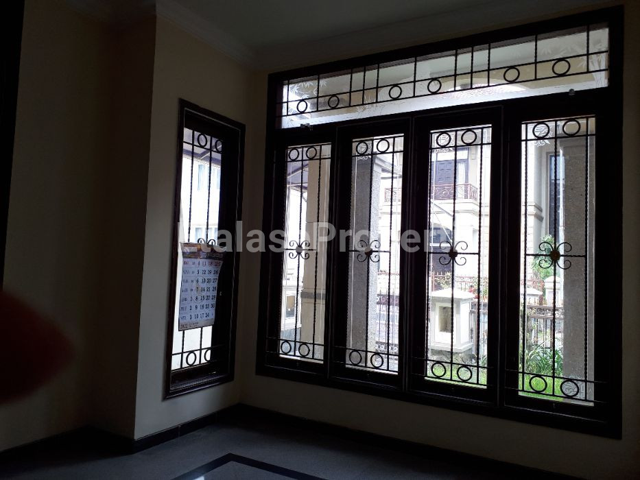 Foto properti SEWA RUMAH SIAP HUNI 2 LANTAI DI VILA BUKIT MAS CLUSTER PARIS,  SURABAYA BARAT 4