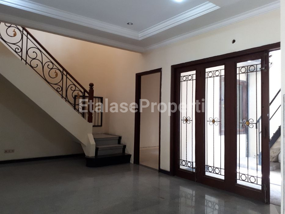 Foto properti SEWA RUMAH SIAP HUNI 2 LANTAI DI VILA BUKIT MAS CLUSTER PARIS,  SURABAYA BARAT 5