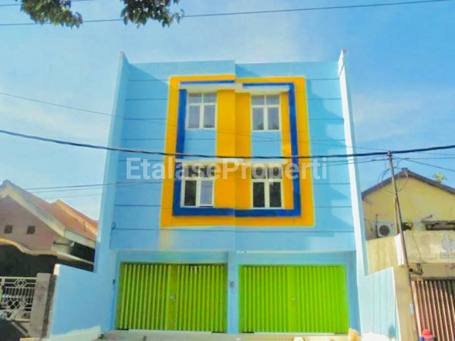 Foto properti Jual 2 Unit Ruko 3 Lantai Di Letjen Sutoyo, Sidoarjo 1