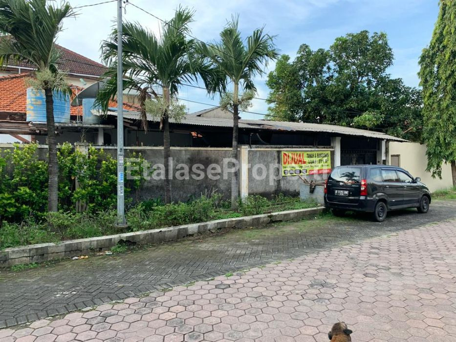 Foto properti Dijual Rumah Hook Cocok Untuk Investasi Dekat Waru 1