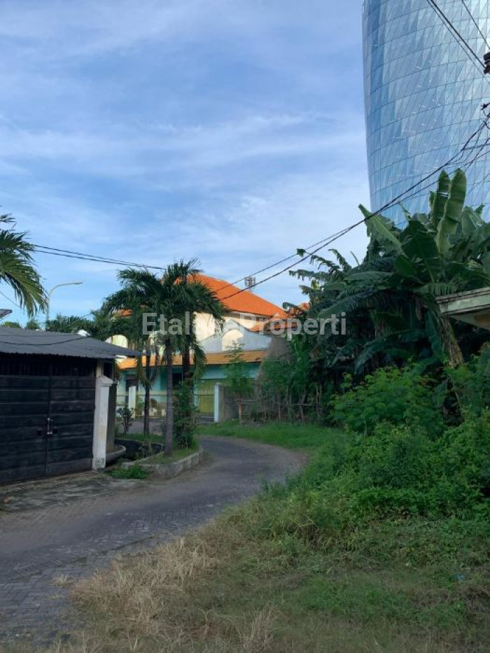 Foto properti Dijual Rumah Hook Cocok Untuk Investasi Dekat Waru 3