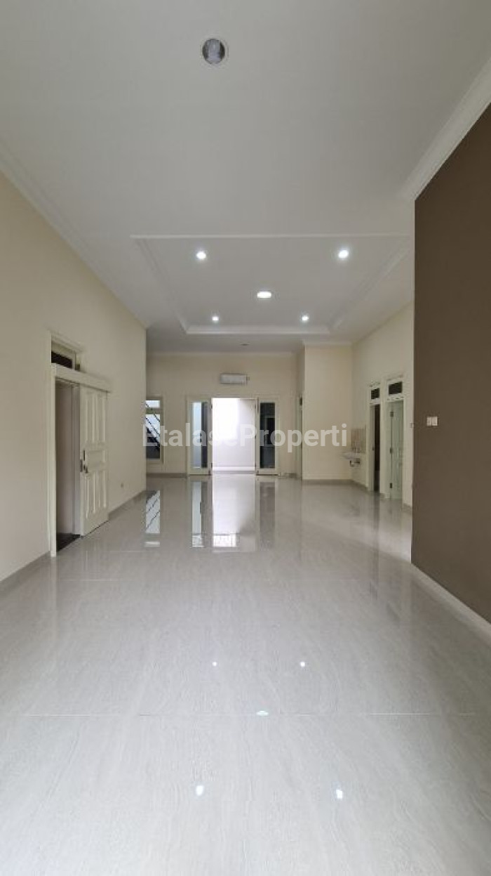 Foto properti Manyar Kartika Rumah Baru Gress 1