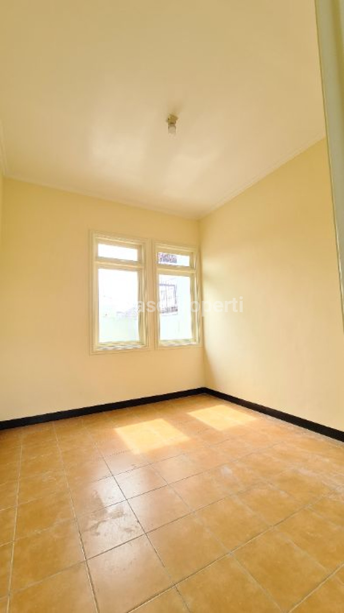 Foto properti Manyar Kartika Rumah Baru Gress 6