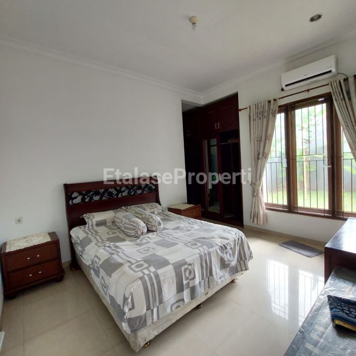 Foto properti Disewakan Rumah Paling Asri, Lebar, Dan Strategis Daerah Waru 6