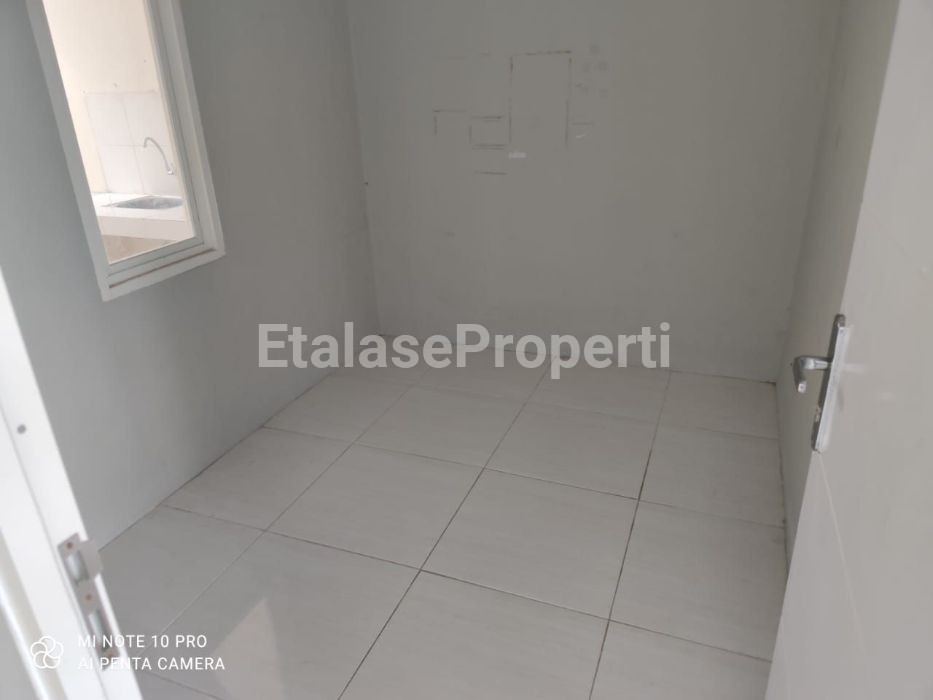 Foto properti Disewakan Rumah Di Barat Surabaya Murah Perumahan Jade Hamlet 2