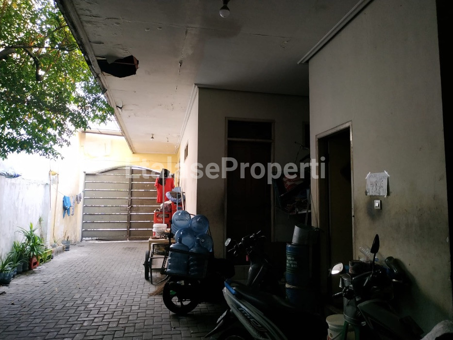Foto properti Disewakan Rumah Jalan Kalibutuh 2