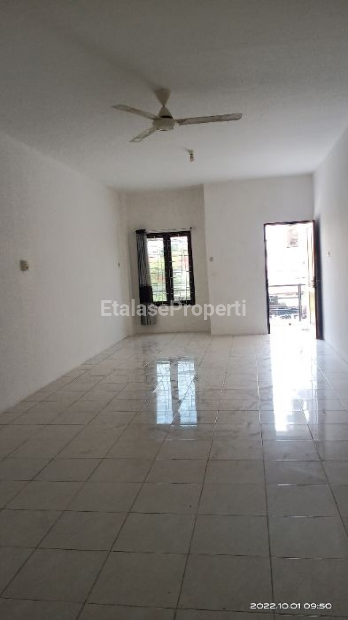 Foto properti Dijual Ruko 2 Lantai 3