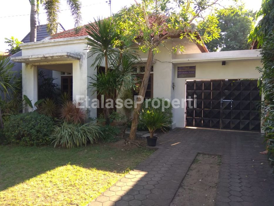 Foto properti DIJUAL RUMAH TENGAH KOTA SURABAYA PUSAT - COCOK U/ TEMPAT USAHA 1