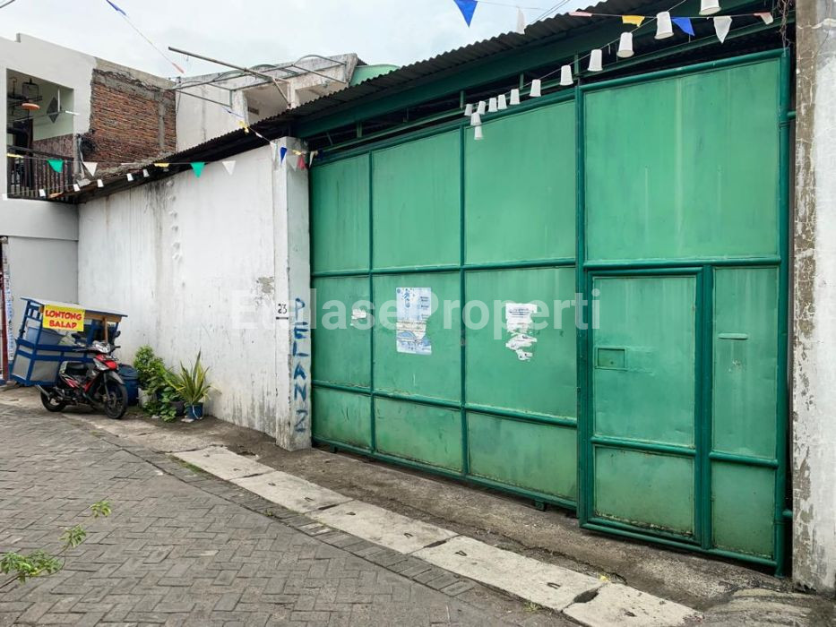 Foto properti DI SEWAKAN GUDANG JL.SUKOMANUNGGAL 3