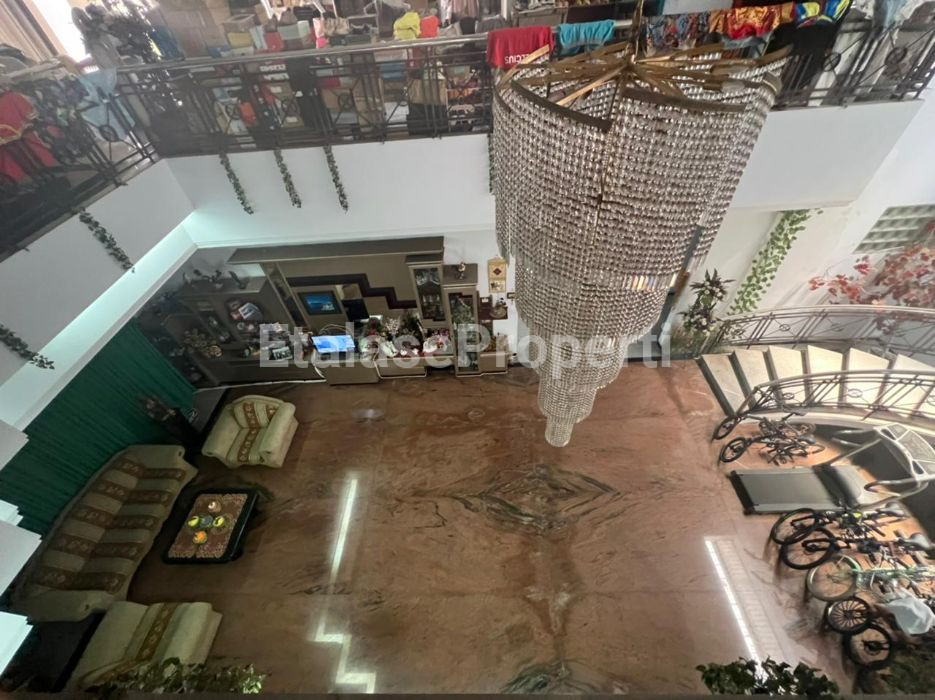 Foto properti Dijual Rumah Margorejo Indah 3