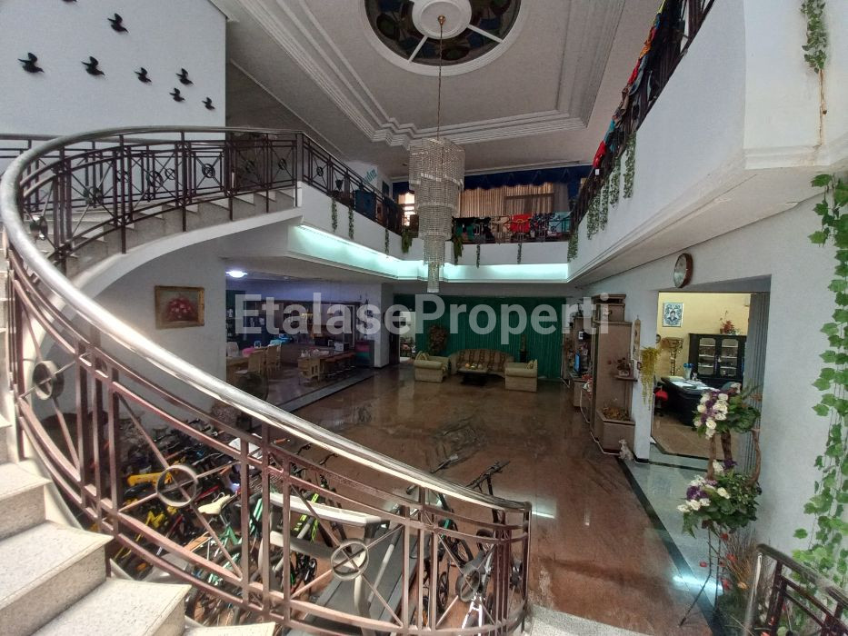 Foto properti Dijual Rumah Margorejo Indah 5
