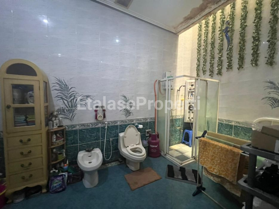 Foto properti Dijual Rumah Margorejo Indah 10