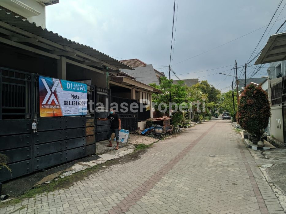 Foto properti Rumah Darmo Indah Timur Siap Huni Strategis Di Surabaya Barat 1