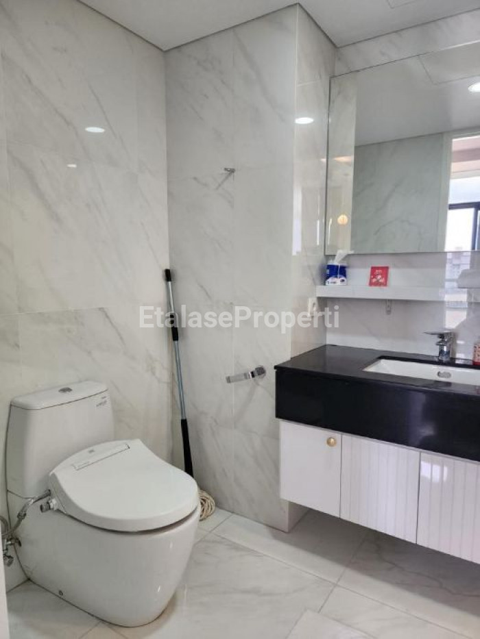 Foto properti Apartemen Vertu Ciputra World New Gress Furnished 2