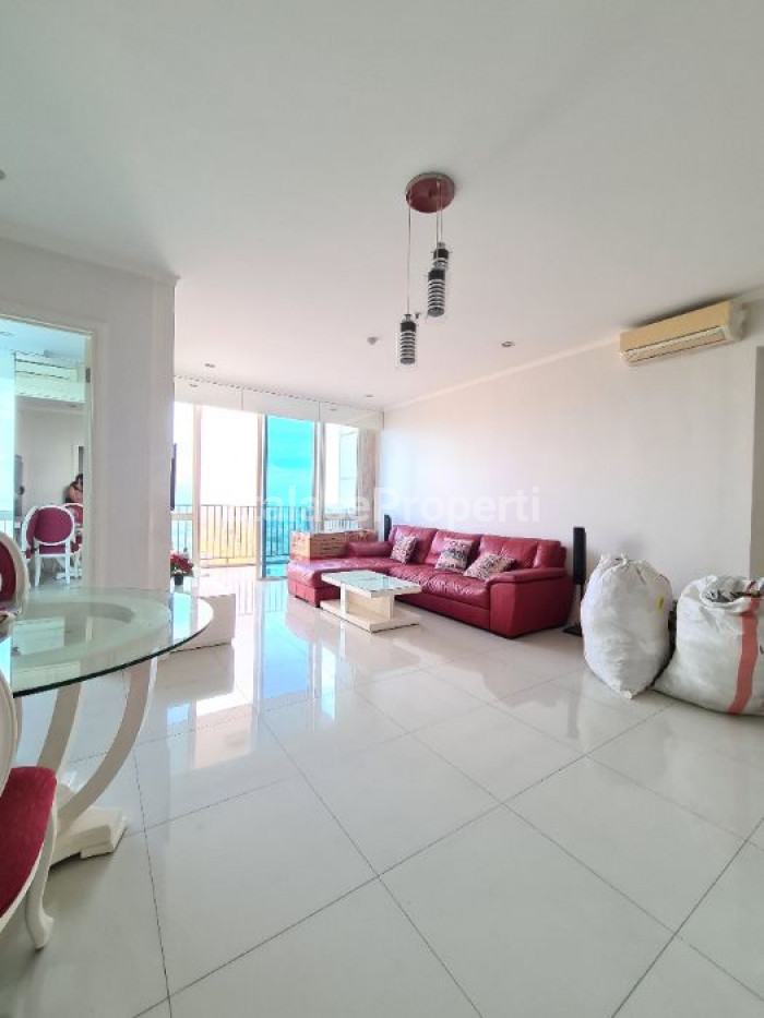 Foto properti CW 3 BR Balkon 2
