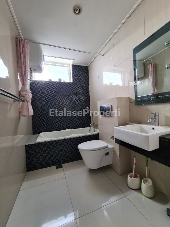 Foto properti CW 3 BR Balkon 8