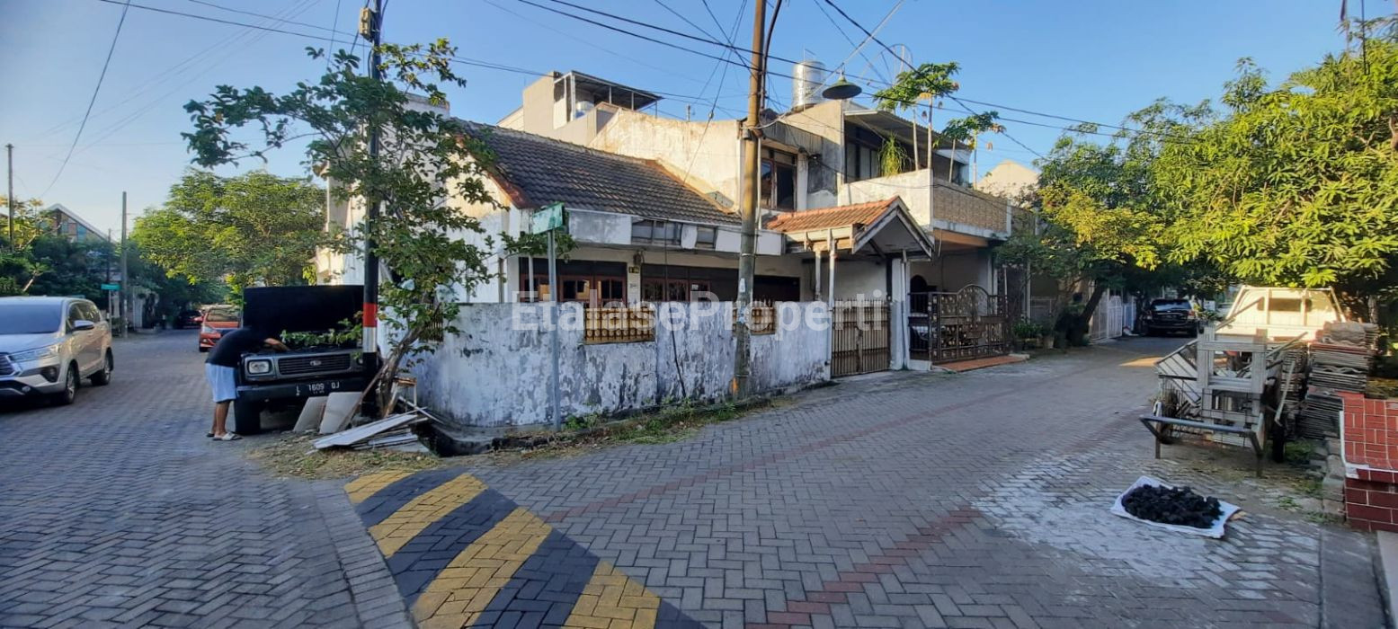 Foto properti Dijual Rumah Taman Pondok Indah Wiyung Surabaya 1