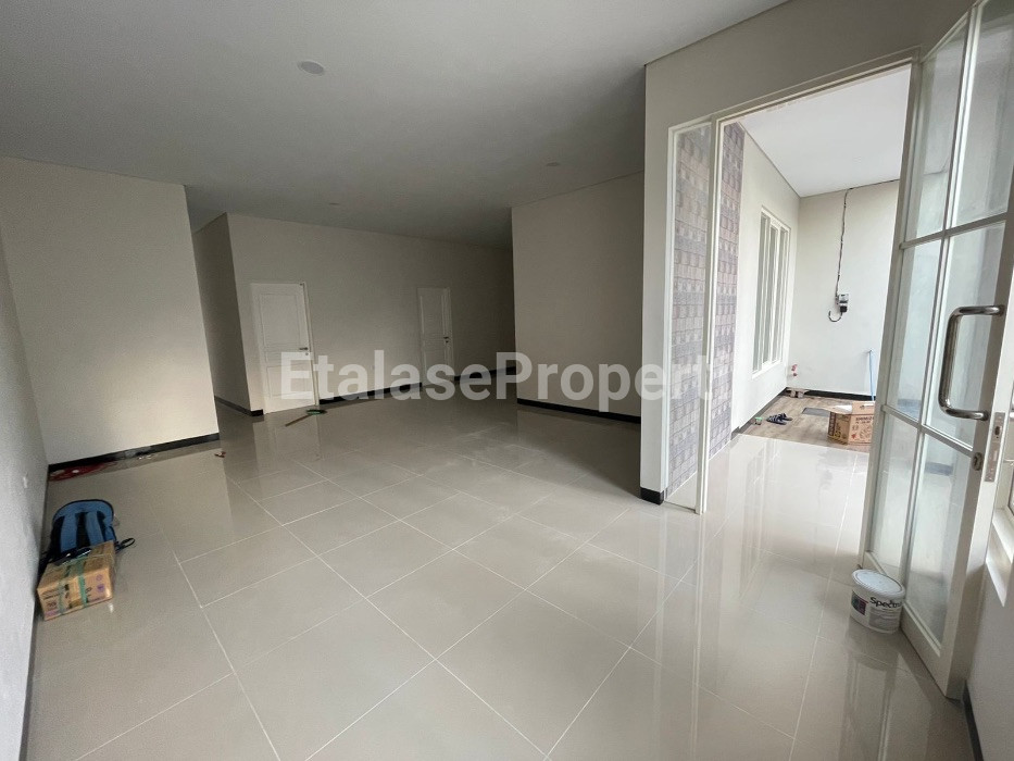 Foto properti Dijual Rumah Siap Huni  Tengger Kandangan , Manukan 4