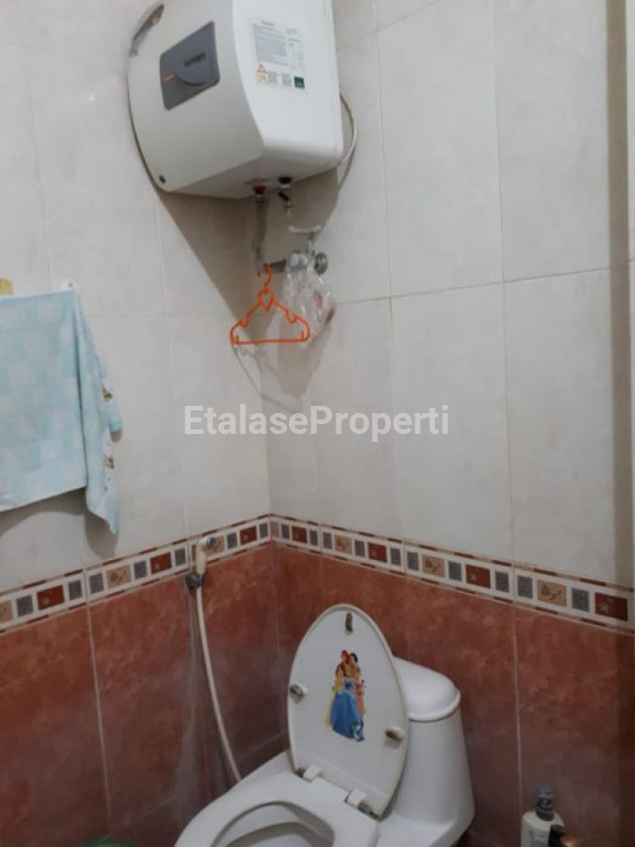 Foto properti Dijual Rumah Istimewa 4 Lantai Dengan Harga Istimewa 4