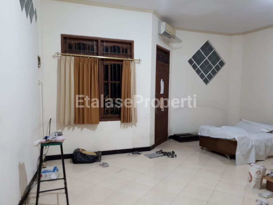 Foto properti Dijual Rumah Istimewa 4 Lantai Dengan Harga Istimewa 8