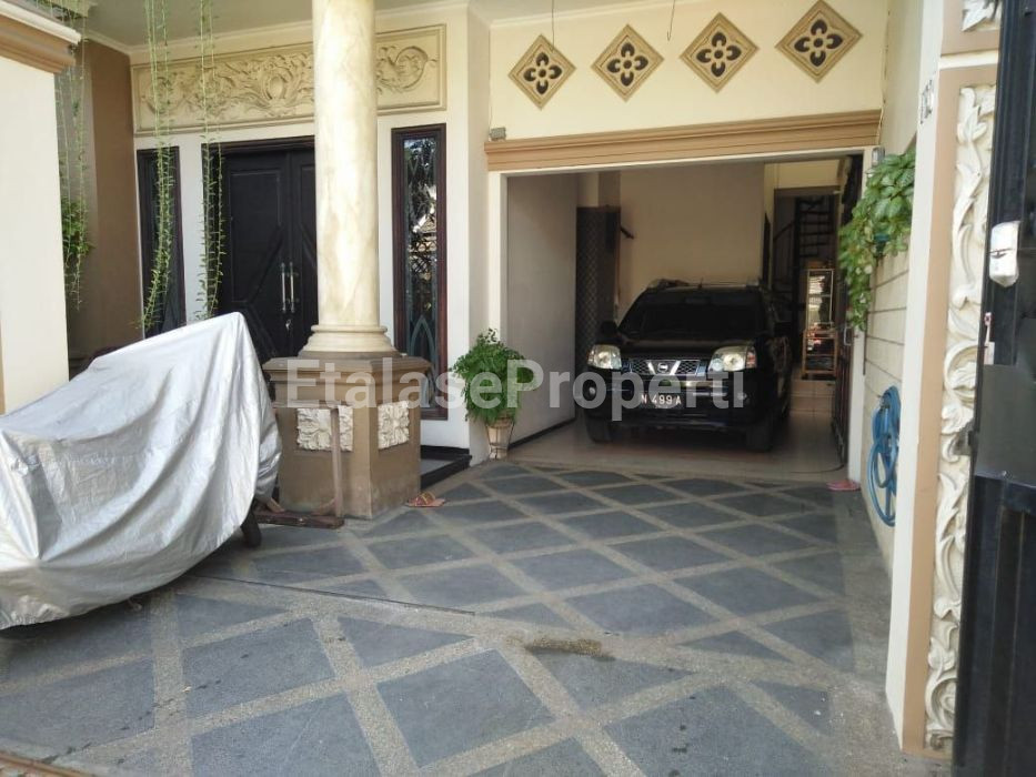 Foto properti Jual Cepat Rumah Di Pondok Tjandra Waru 3