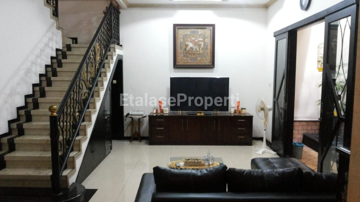 Foto properti Jual Cepat Rumah Di Pondok Tjandra Waru 7