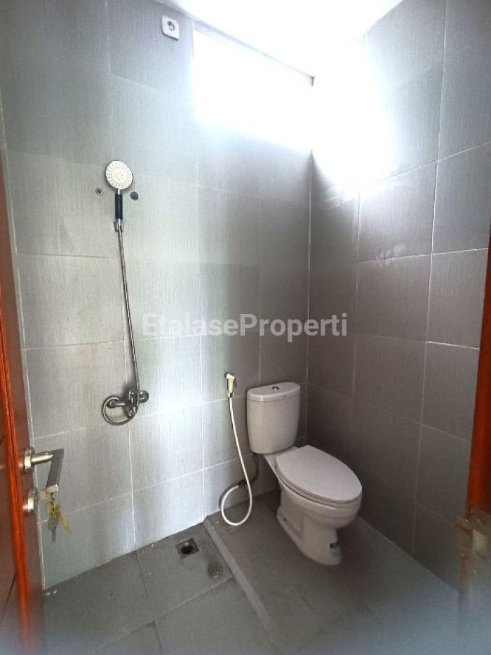 Foto properti Ruko BARU GRESS Blm Pernah Dipakai @Jambangan Town House 5