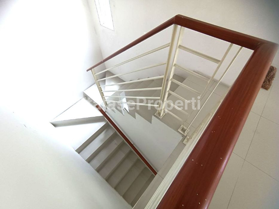 Foto properti Ruko BARU GRESS Blm Pernah Dipakai @Jambangan Town House 8