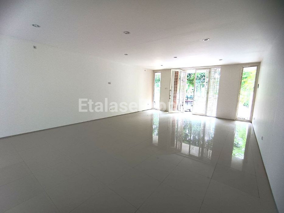 Foto properti Ruko BARU GRESS Blm Pernah Dipakai @Jambangan Town House 10