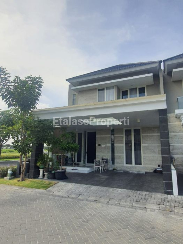 Foto properti The Green Lake , Citraland Surabaya Barat 1