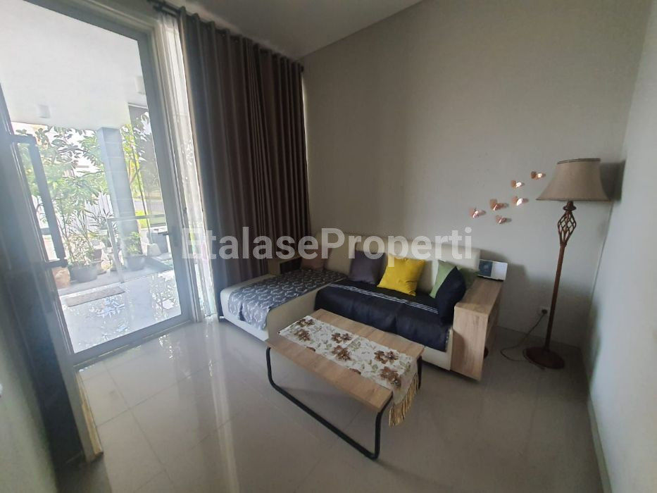 Foto properti The Green Lake , Citraland Surabaya Barat 2