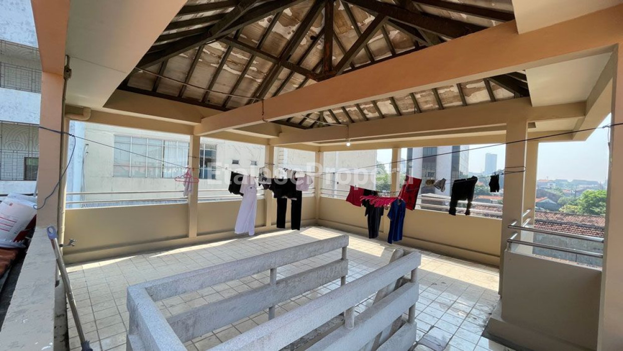 Foto properti *Dijual Rumah Kos Aktif Jl Darmo Kali Pusat Kota Surabaya* 10